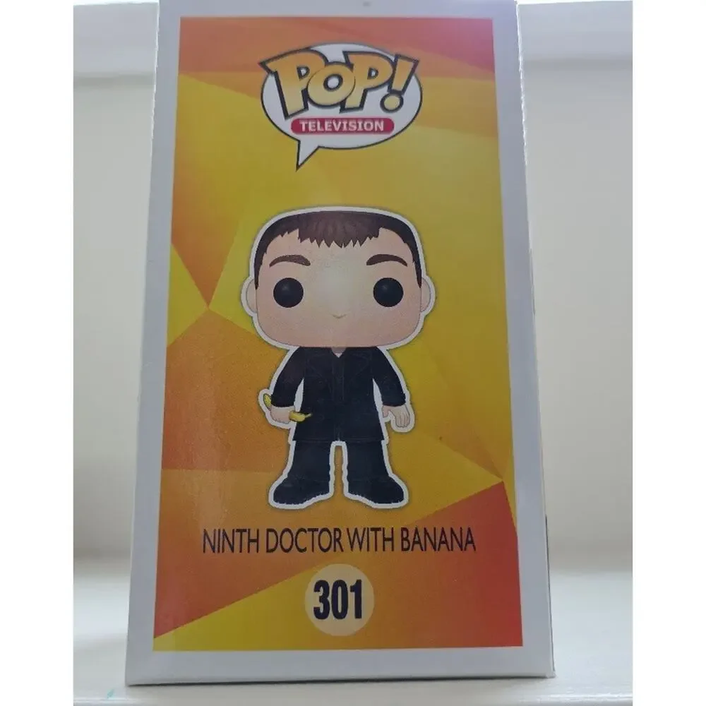 Funko Pop 9th Doctor with Banana Hot Topic Exclusive Doctor Who #301 Vaulted - Picture 4 of 6
